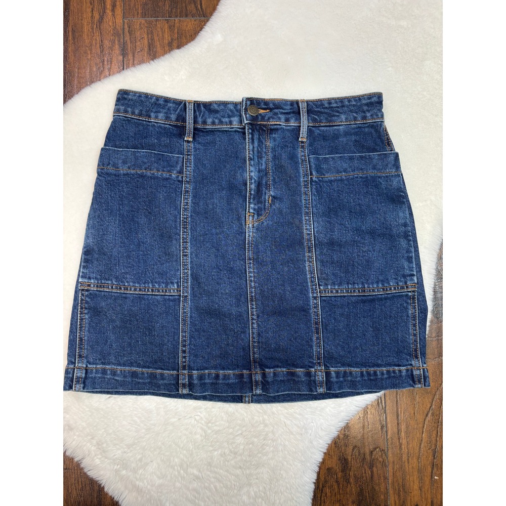 Old Navy Denim Skirt Size 6 Medium Wash Mini High Waisted Utility Blue Stretch